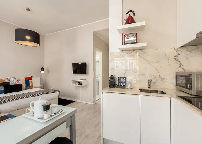 With Balcony In Διαμέρισμα